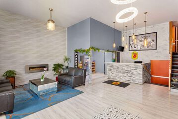 Hotel Interior 9 of 29