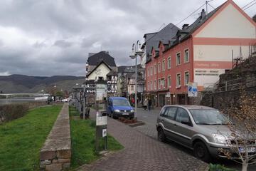 Photo 42