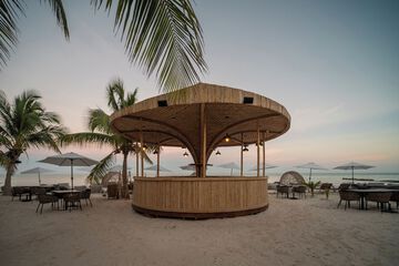 Beach bar