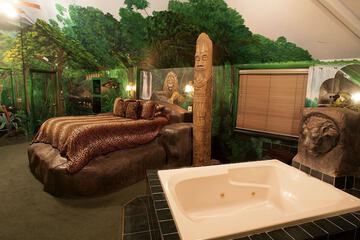 Jetted tub
