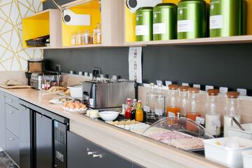 Breakfast area