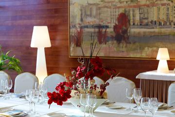 Banquet hall