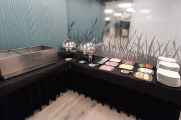 Breakfast buffet