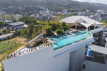 Rooftop pool