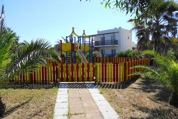 Children's play area - outdoor