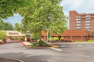 Sheraton Harrisburg Hershey Hotel