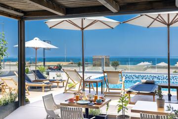 Breakfast area