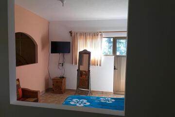 Photo 52