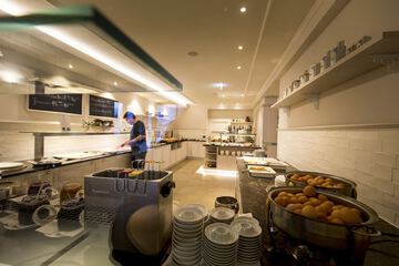 Breakfast area
