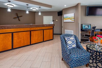 Hotel Interior 4 of 17