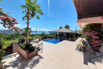 Infinity pool