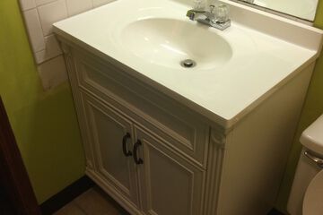 Bathroom sink