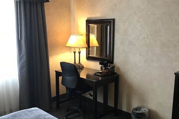 In-room business center