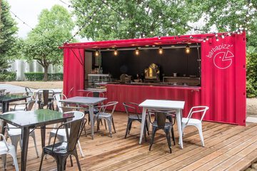 Snack bar