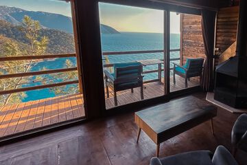 Beach/ocean view