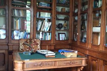 Hotel Interior 14 of 37