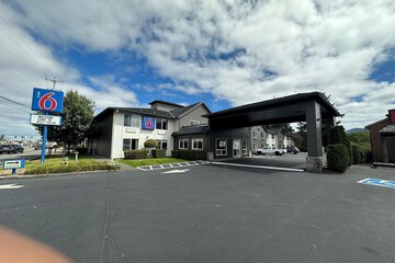 Motel 6 Seaside OR