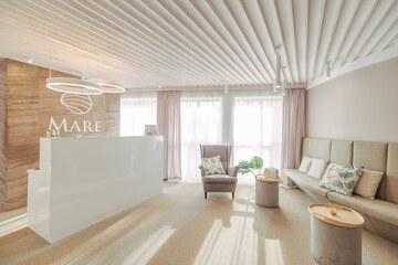 Spa reception