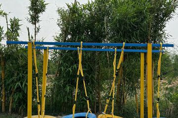 Children's play area - outdoor