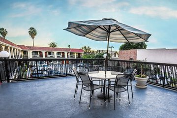 Sundeck