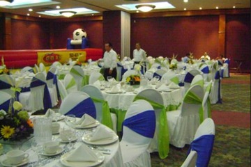Indoor wedding