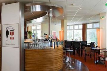 Hotel Lounge