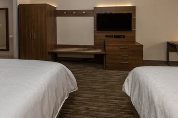 Room 85 of 135