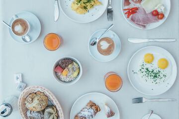 Breakfast buffet