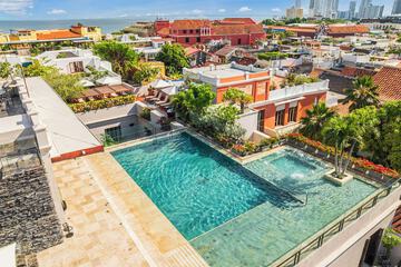 Rooftop pool