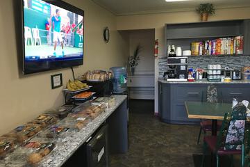 Breakfast area
