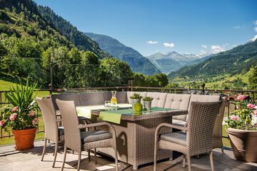 Sundeck