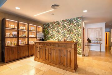 Spa reception