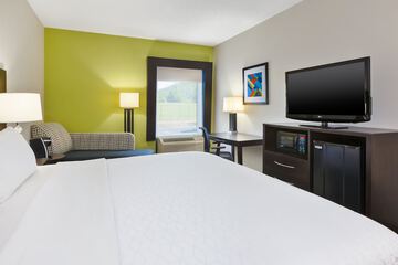 Room 12 of 40