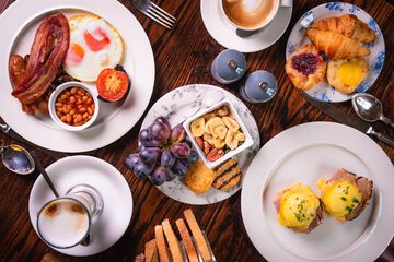 Breakfast meal