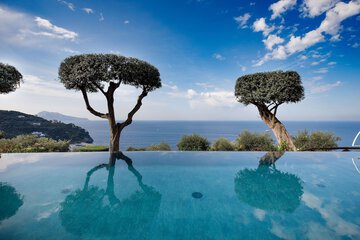 Infinity pool