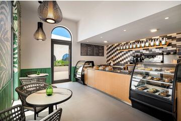 Coffee shop