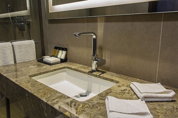 Bathroom sink