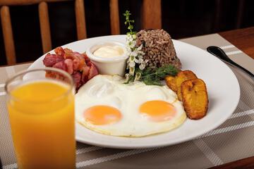 Breakfast meal