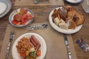 Breakfast meal