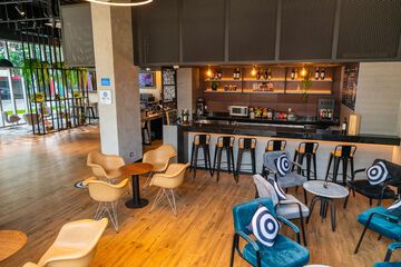 Snack bar