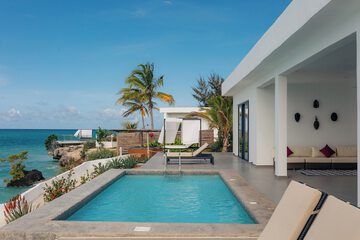 Private pool
