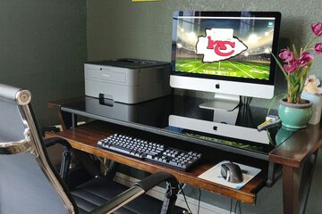 Business Center 41 of 47