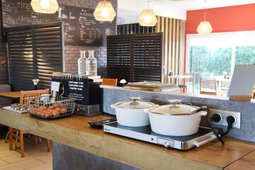 Breakfast area