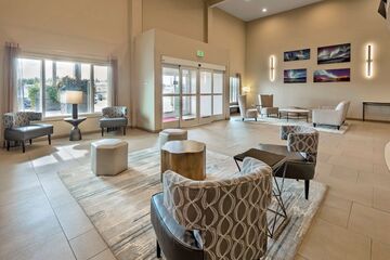 Hotel Interior 6 of 37