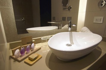 Bathroom sink