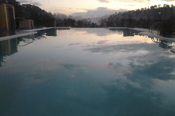 Infinity pool