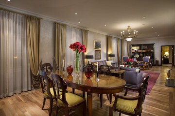 In-room dining