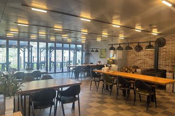 Coffee shop
