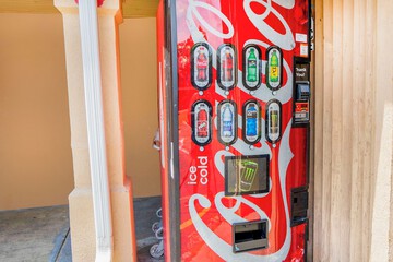 Vending machine