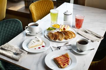 Breakfast meal